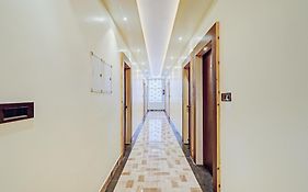 Super Townhouse Riddhi Residency